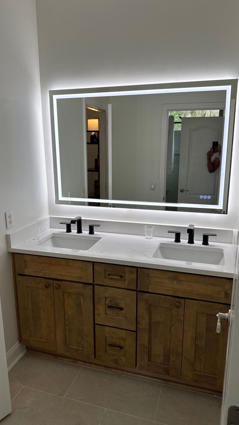 Baño remodelado por Lumar Remodelaciones
